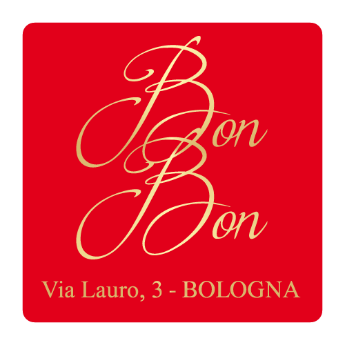 Etichette adesive personalizzate per bomboniere e confetterie mm 40X40 (cod.30H)